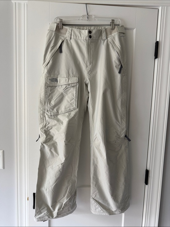 The North Face Pants - LIKE NEW North Face Hyvent Ski Pants in Light Khaki ⛷️